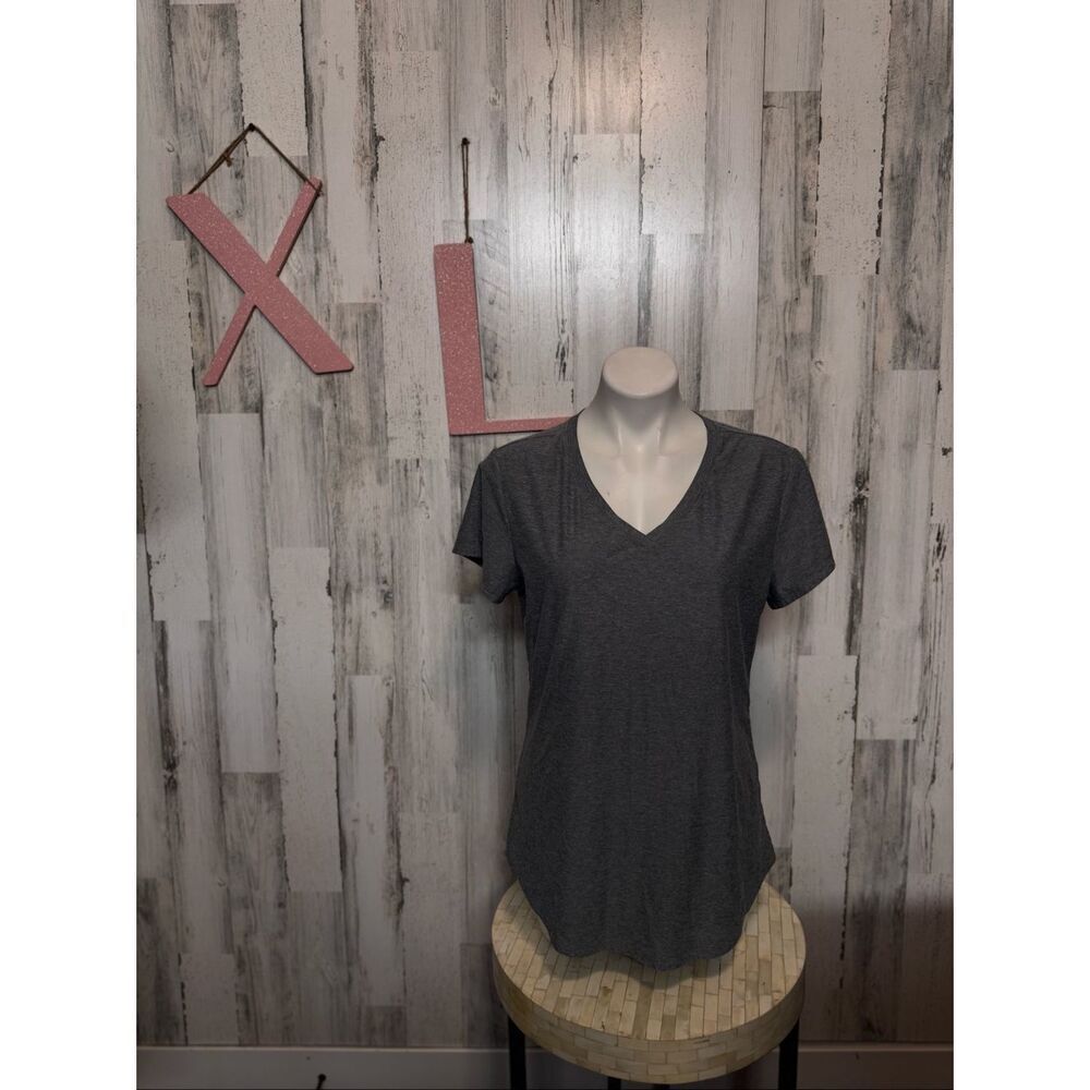 No Boundaries Solid Heather Grey V-Neck T-Shirt Womens Size XL 15-17 Tee